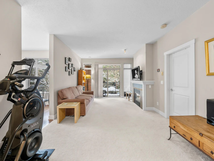 215-2250 Wesbrook Mall, Vancouver, BC, V6T 0A6 - 9