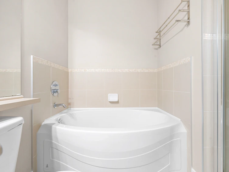 215-2250 Wesbrook Mall, Vancouver, BC, V6T 0A6 - 32