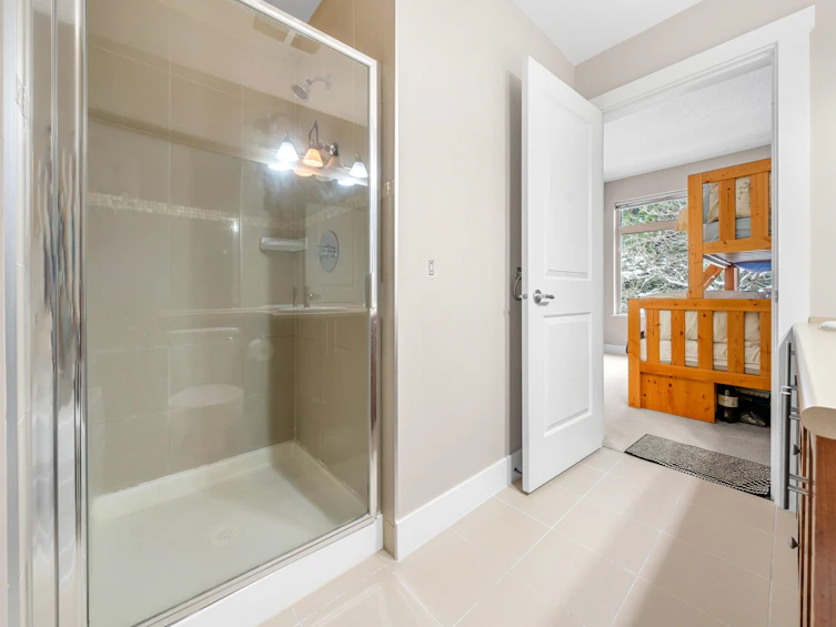 215-2250 Wesbrook Mall, Vancouver, BC, V6T 0A6 - 33