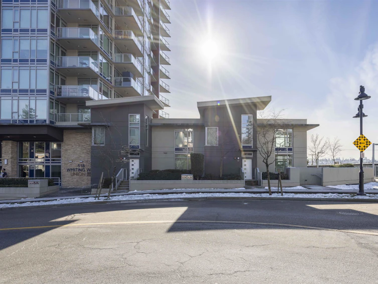 101-518 Whiting Way, Coquitlam, BC, V3J 0H7