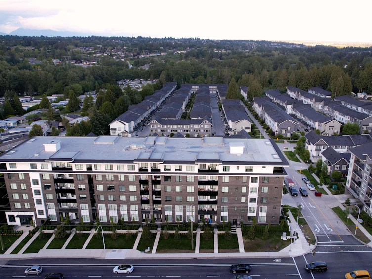 408-13623 81a Avenue, Surrey, BC, V3W 3N7 - 3