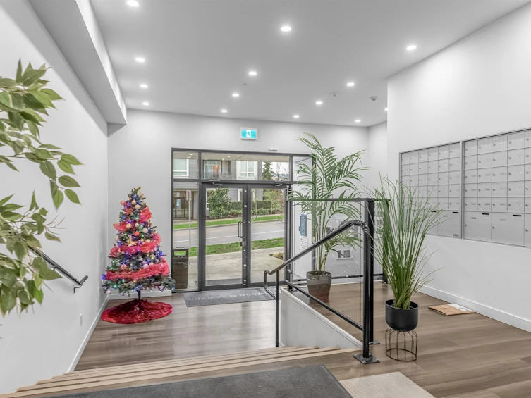408-13623 81a Avenue, Surrey, BC, V3W 3N7 - 5