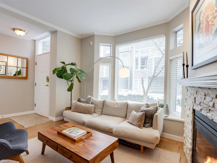 5-233 E 6 Street, North Vancouver, BC, V7L 1P4 - 7