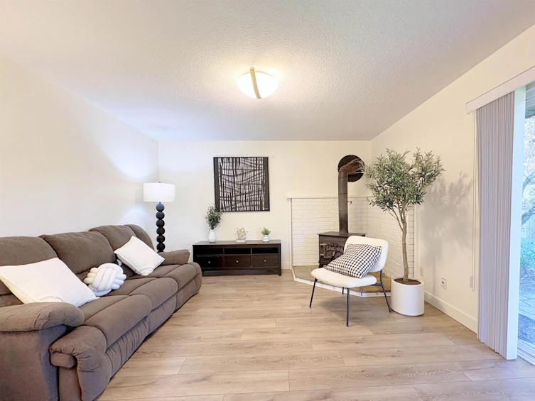 1971-150 Street, Surrey, BC, V4A 6R7 - 9