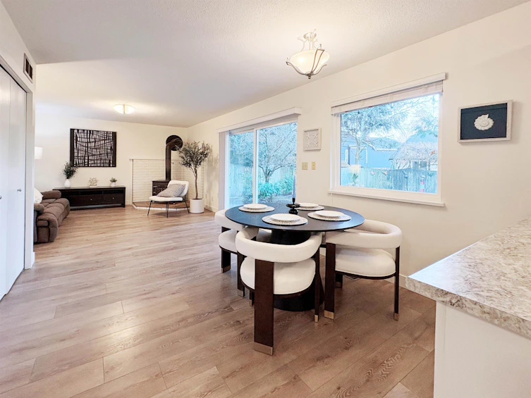 1971-150 Street, Surrey, BC, V4A 6R7 - 8