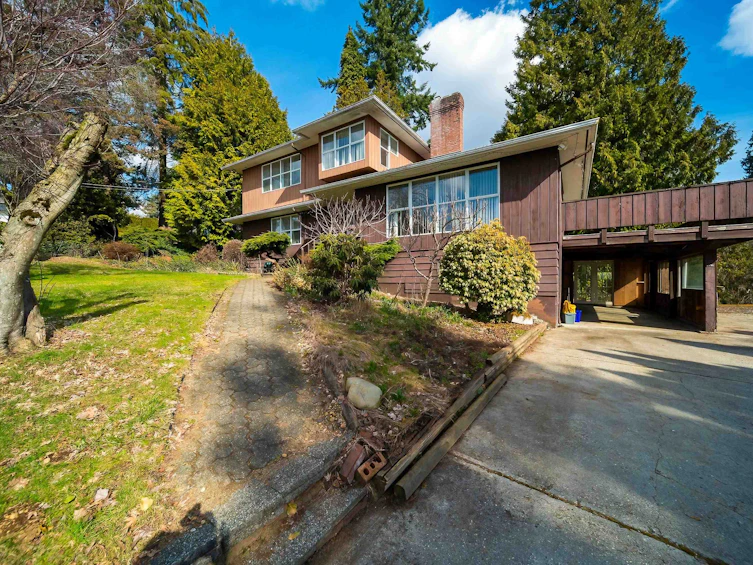 8076 Gray Avenue, Burnaby, BC, V5J 4A1 - 4