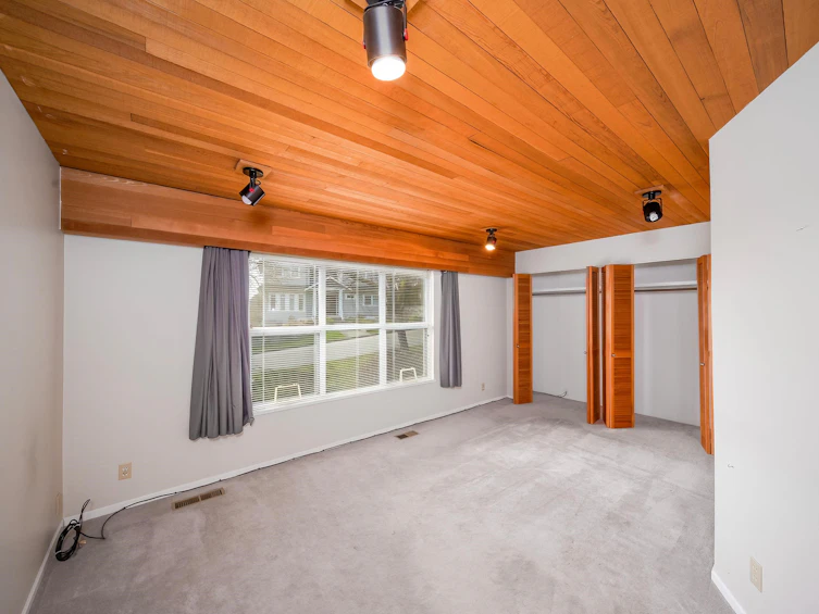8076 Gray Avenue, Burnaby, BC, V5J 4A1 - 14