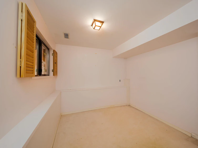 8076 Gray Avenue, Burnaby, BC, V5J 4A1 - 29