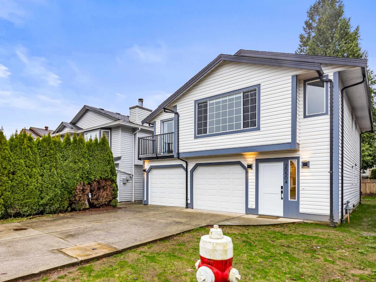 20504 116 Avenue, Maple Ridge, BC, V2X 9Z3 - 2