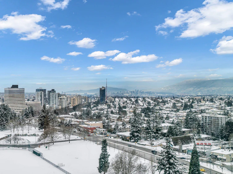 2106-5883 Barker Avenue, Burnaby, BC, V5H 0G4 - 3