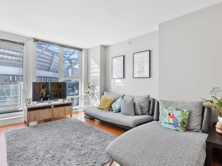 602-111 W Georgia Street, Vancouver, BC, V6B 1T8 - 4