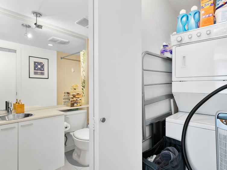 602-111 W Georgia Street, Vancouver, BC, V6B 1T8 - 14