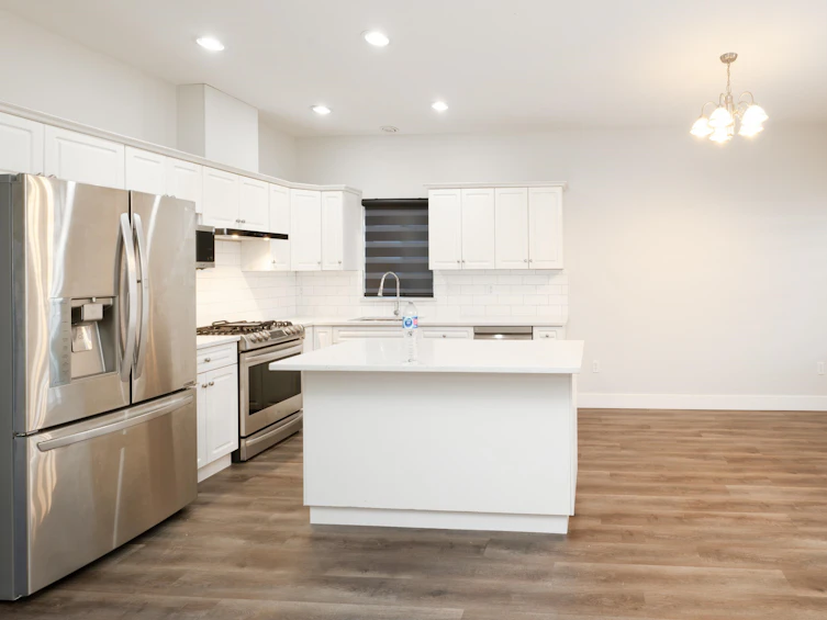 33072 7 Avenue, Mission, BC, V2V 2C8 - 37