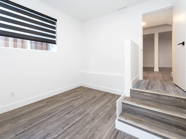 33072 7 Avenue, Mission, BC, V2V 2C8 - 29