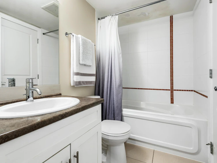 305-46289 Yale Road, Chilliwack, BC, V2P 0B9 - 17