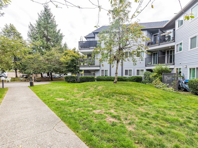 305-40100 Willow Crescent, Squamish, BC, V8B 0L3 - 13