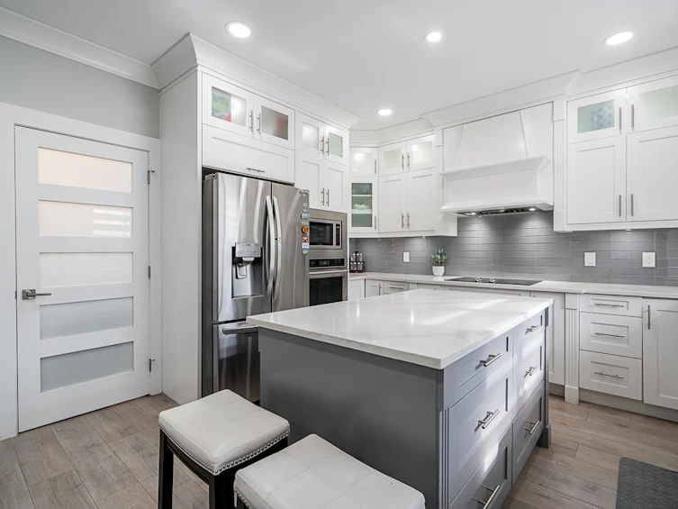 6477 189 Street, Surrey, BC, V3S 8V4 - 5
