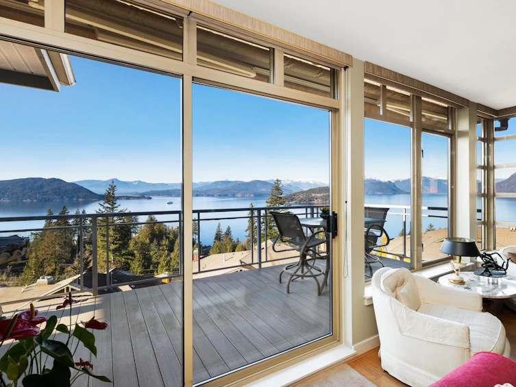 8637 Seascape Road, West Vancouver, BC, V7W 3J7 - 8