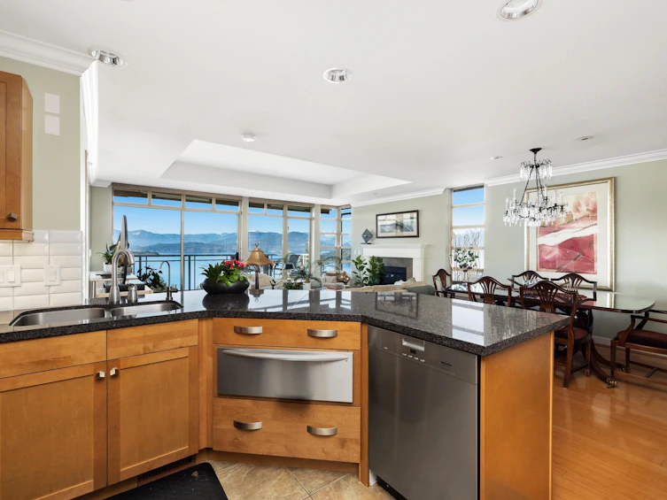 8637 Seascape Road, West Vancouver, BC, V7W 3J7 - 11