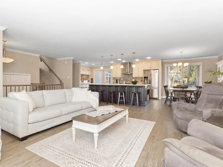 10007 Shamrock Drive, Chilliwack, BC, V2P 5L3 - 7