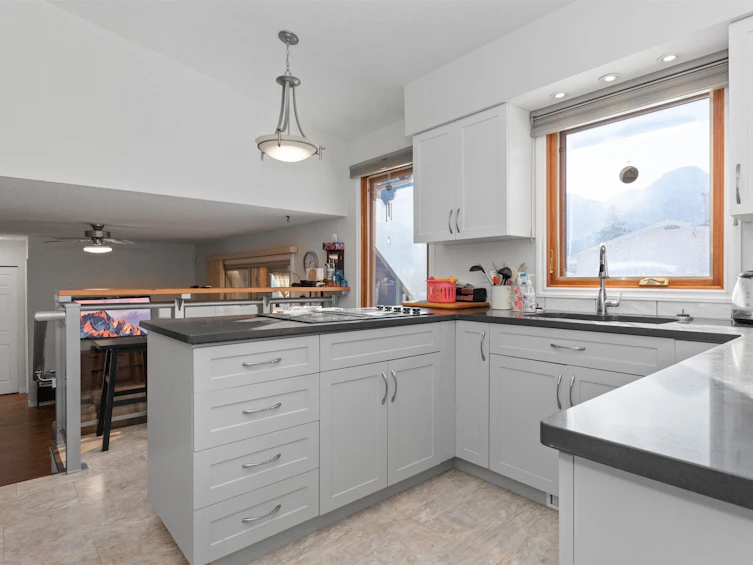 620 6th Avenue, Hope, BC, V0X 1L0 - 7