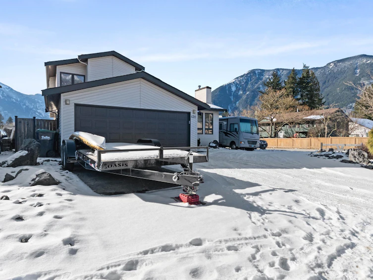 620 6th Avenue, Hope, BC, V0X 1L0 - 36