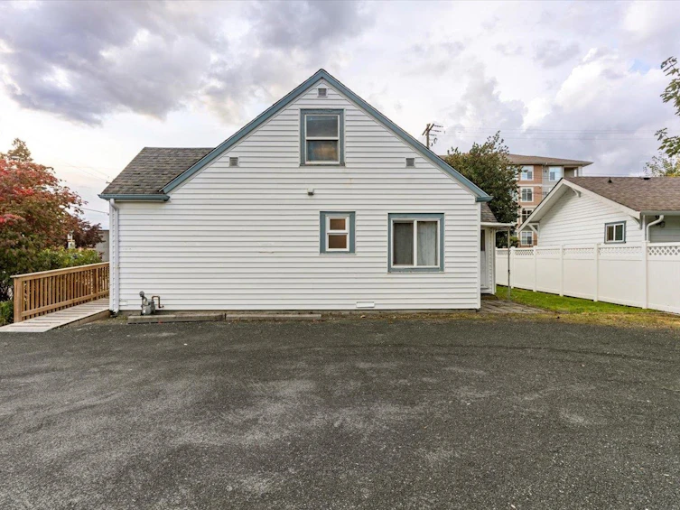 45601 Hodgins Avenue, Chilliwack, BC, V2P 1P2 - 23