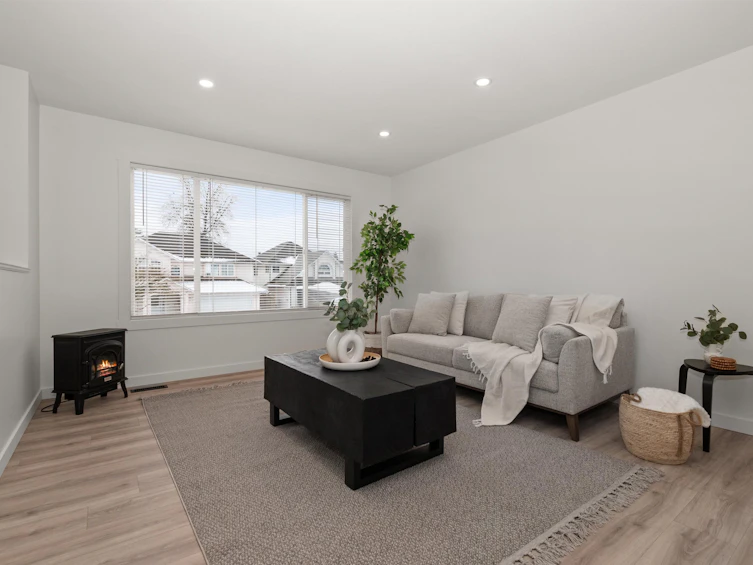 45301 Labelle Avenue, Chilliwack, BC, V2P 6Z3 - 4