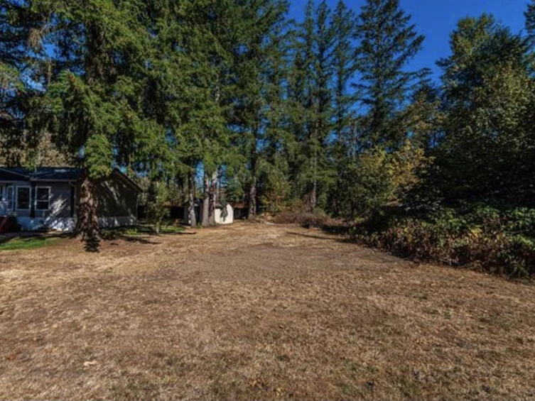 45981 Linzey Road, Cultus Lake, BC, V2R 5A8 - 5