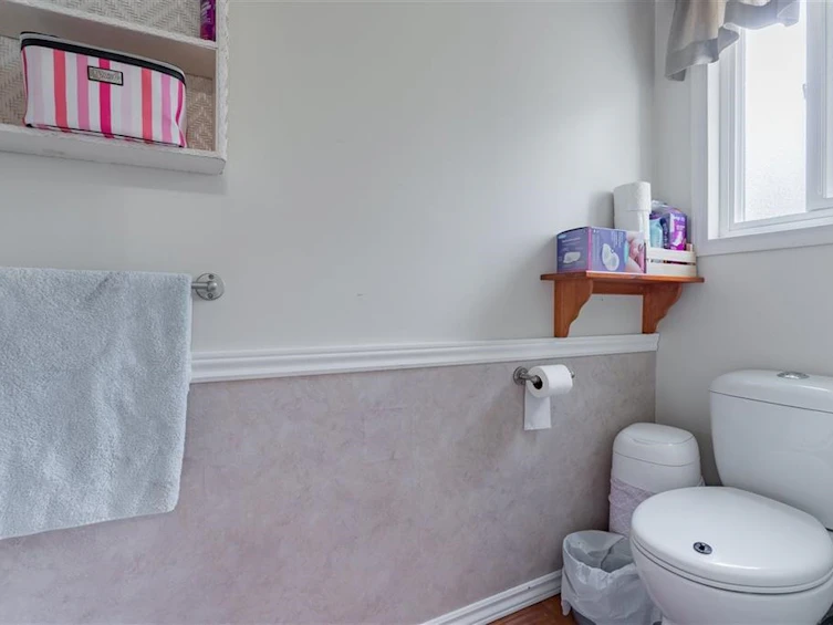 2177 Guilford Drive, Abbotsford, BC, V2S 4Z3 - 14