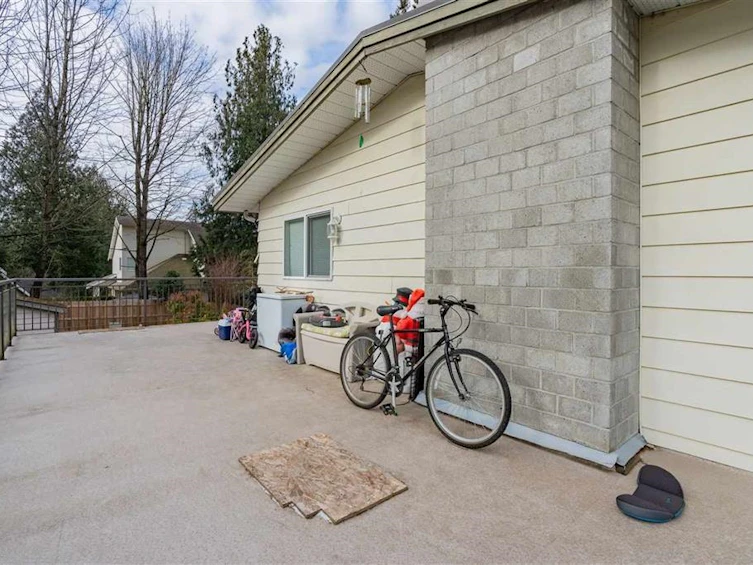 2177 Guilford Drive, Abbotsford, BC, V2S 4Z3 - 34