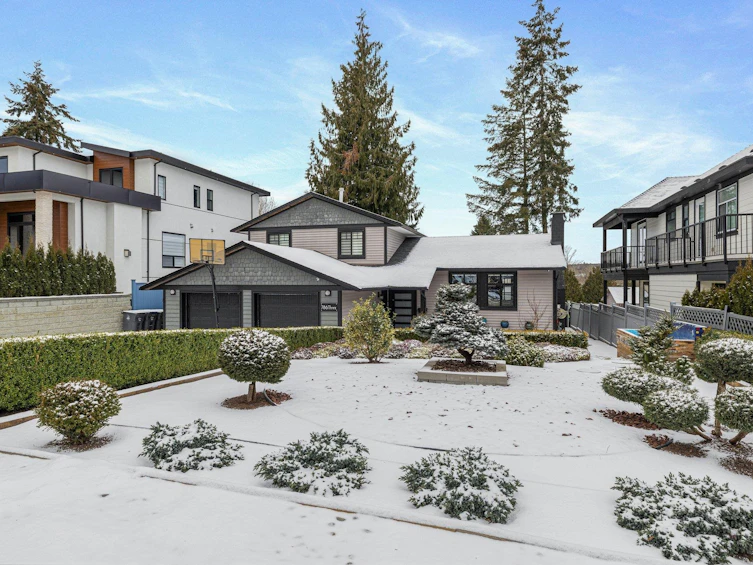 7863 Suncrest Drive, Surrey, BC, V3W 6A8