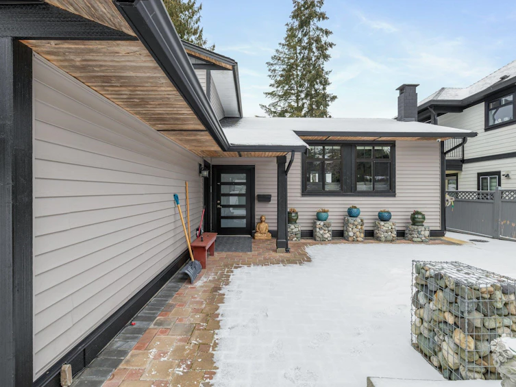 7863 Suncrest Drive, Surrey, BC, V3W 6A8 - 2
