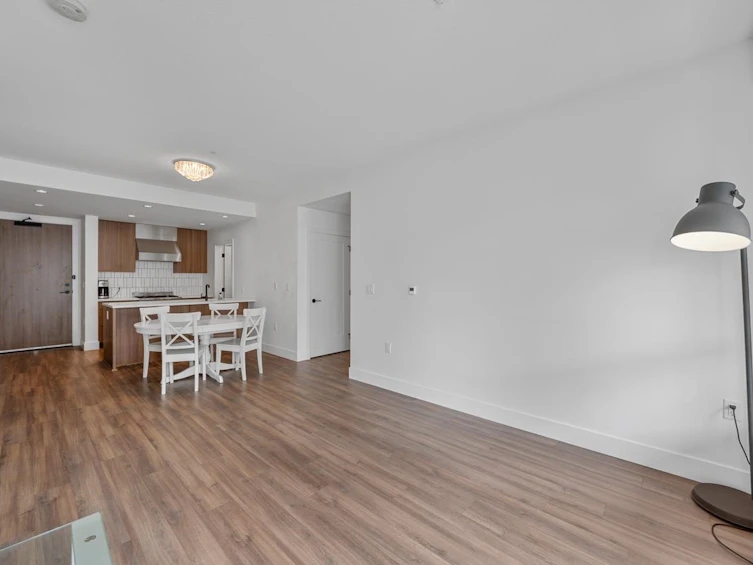 201-6933 Cambie Street, Vancouver, BC, V6P 0J1 - 4