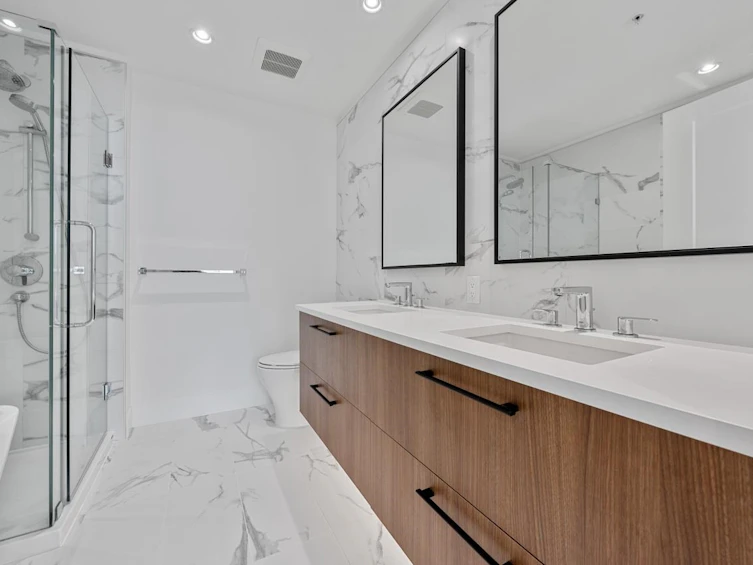 201-6933 Cambie Street, Vancouver, BC, V6P 0J1 - 9