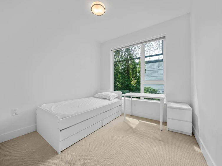 201-6933 Cambie Street, Vancouver, BC, V6P 0J1 - 11