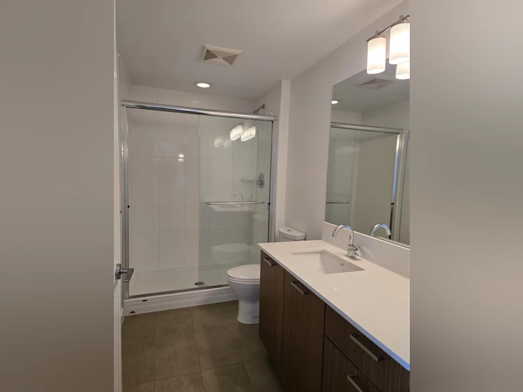604-2321 Scotia Street, Vancouver, BC, V5T 0A8 - 6