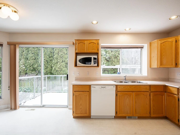 22060 Garratt Drive, Richmond, BC, V6V 2P2 - 9