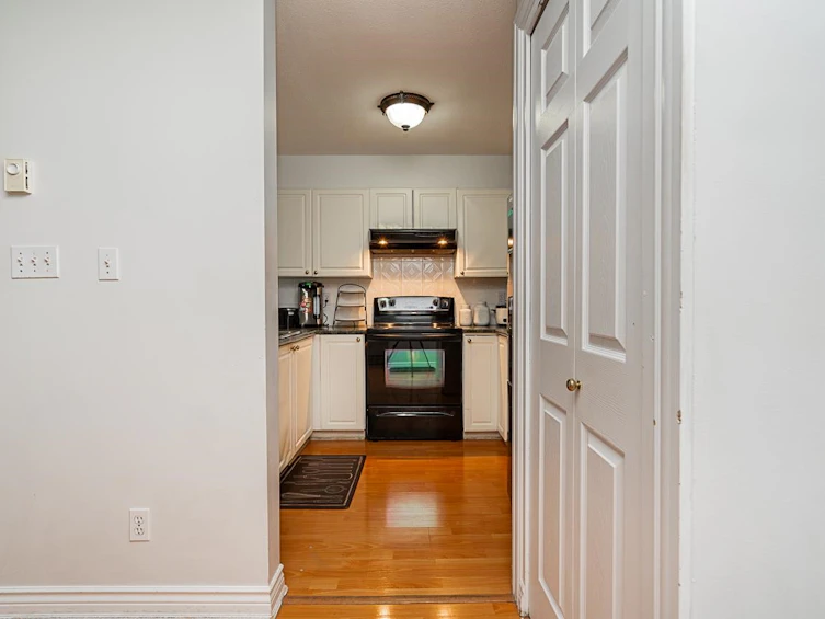 314-13733 74th Avenue, Surrey, BC, V3W 1B8 - 13