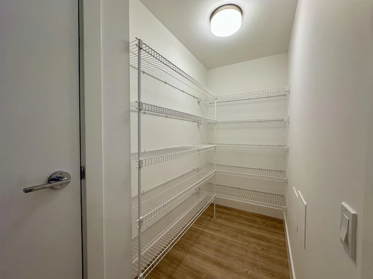 401-2325 Emery Court, North Vancouver, BC, V7J 0E3 - 13