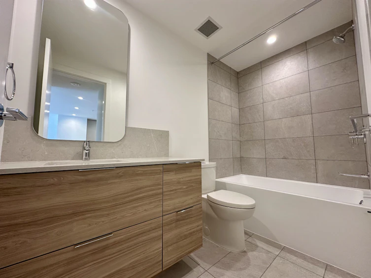 401-2325 Emery Court, North Vancouver, BC, V7J 0E3 - 19