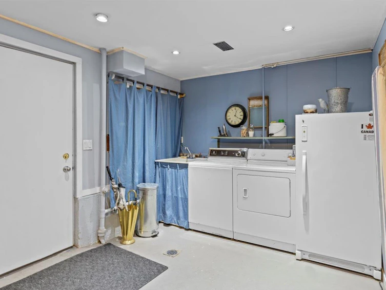 883 Glencoe Drive, Port Moody, BC, V3H 1G9 - 24