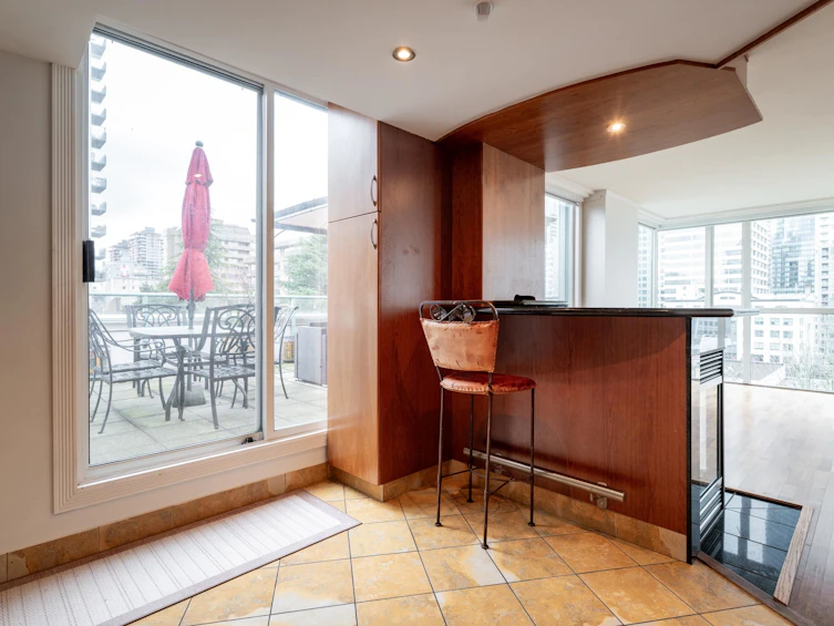704-1132 Haro Street, Vancouver, BC, V6E 1C9 - 10