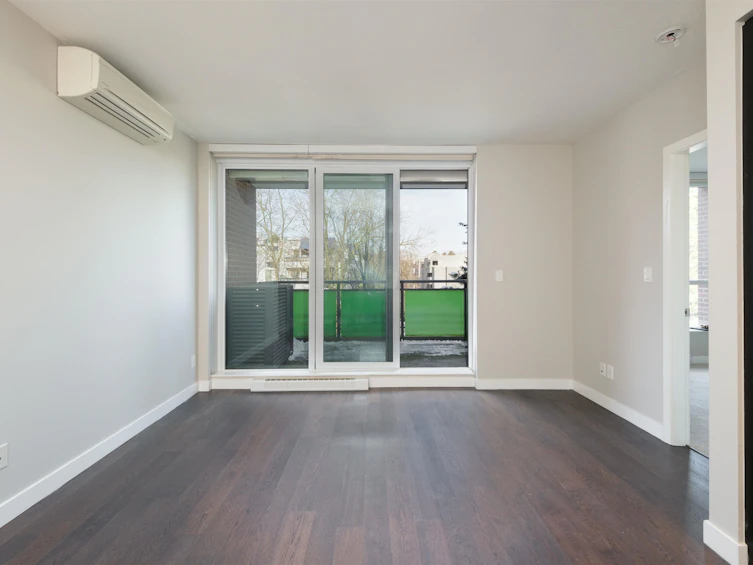 301-6180 Cooney Road, Richmond, BC, V6Y 0H2 - 2