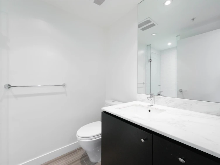 301-6180 Cooney Road, Richmond, BC, V6Y 0H2 - 19