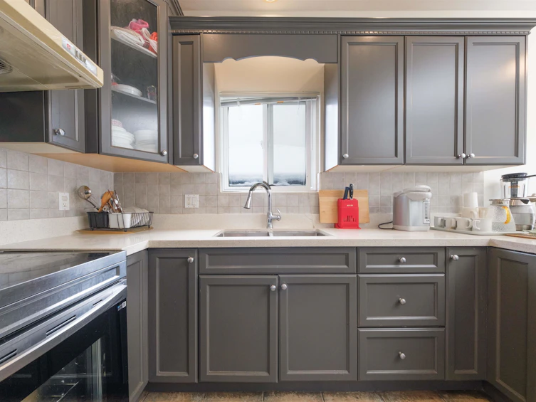 2780 E 26th Avenue, Vancouver, BC, V5R 1L2 - 8