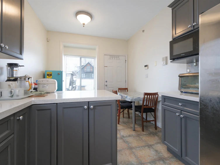 2780 E 26th Avenue, Vancouver, BC, V5R 1L2 - 9