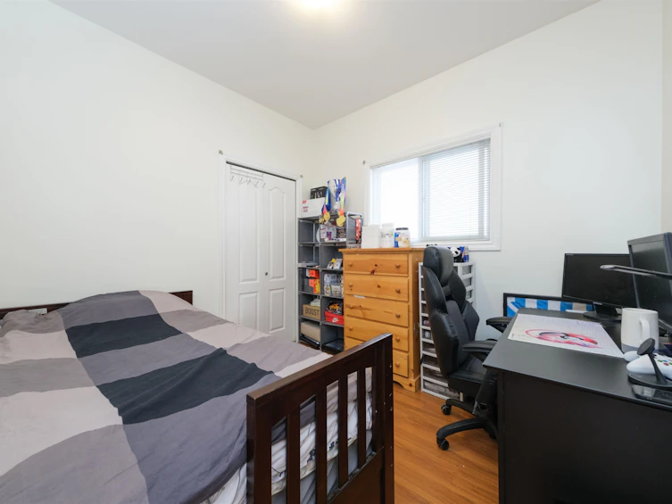 2780 E 26th Avenue, Vancouver, BC, V5R 1L2 - 13