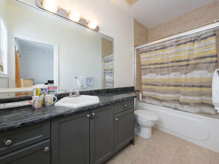2780 E 26th Avenue, Vancouver, BC, V5R 1L2 - 17