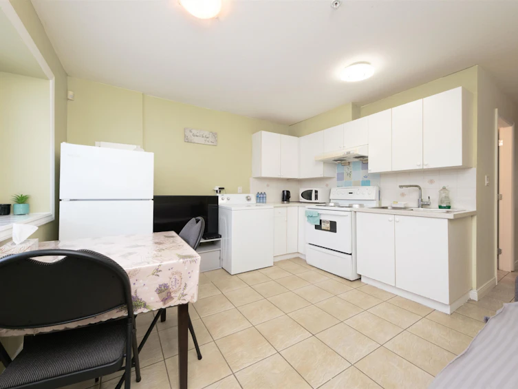2780 E 26th Avenue, Vancouver, BC, V5R 1L2 - 29